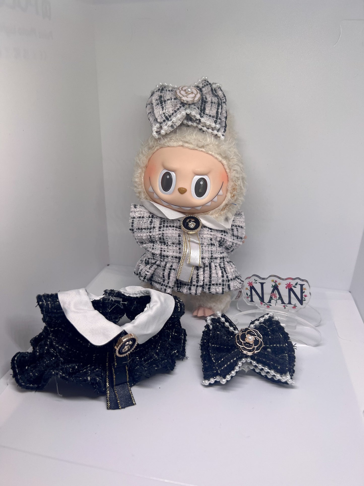 Cute clothes for 17cm doll