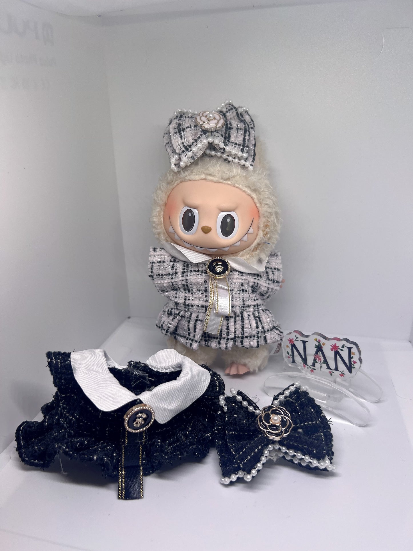 Cute clothes for 17cm doll
